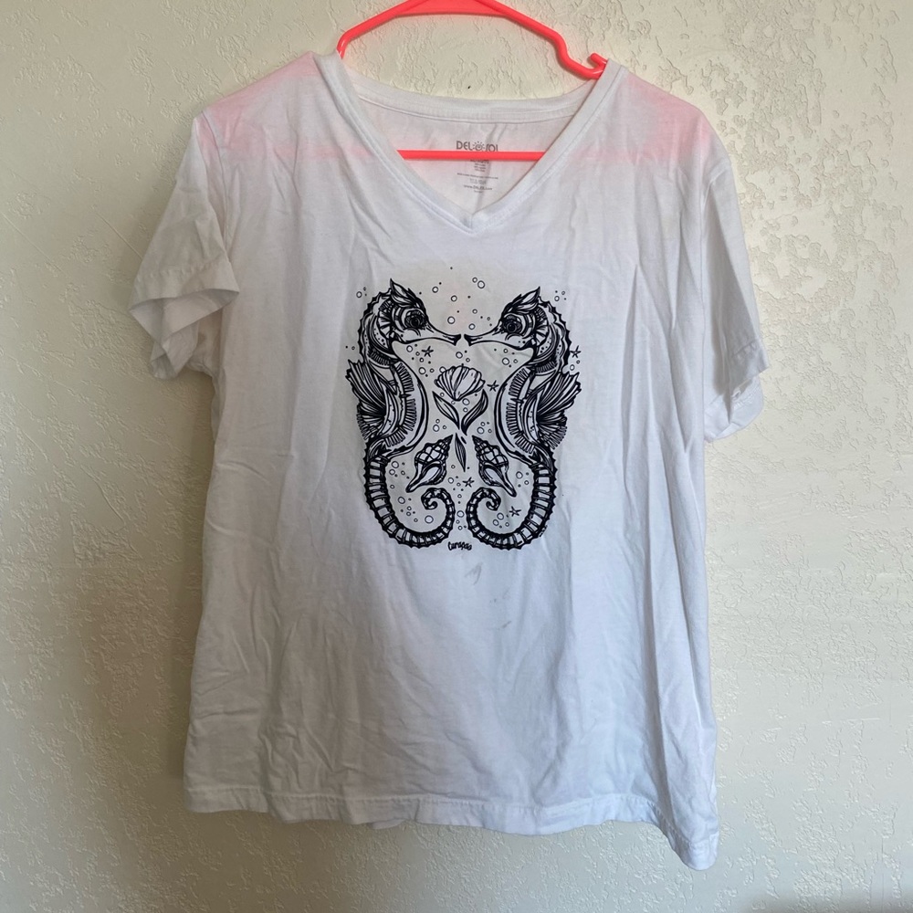Seahorse color changing shirt